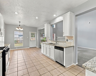 19118 Sprintwood Court - Photo Thumbnail 10