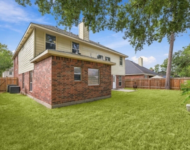 19118 Sprintwood Court - Photo Thumbnail 37