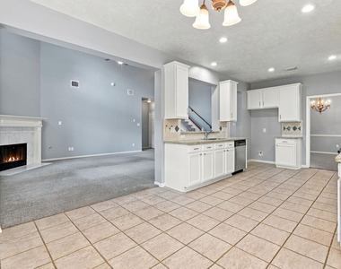 19118 Sprintwood Court - Photo Thumbnail 11