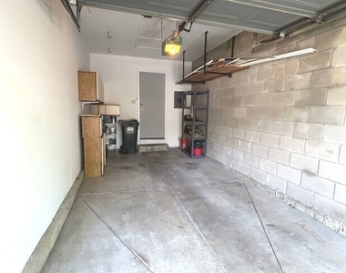 1453 N Chelsea Avenue - Photo Thumbnail 16