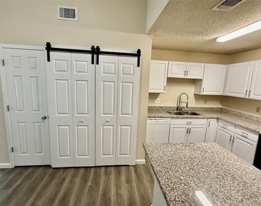 23331 Pebworth Place - Photo Thumbnail 4