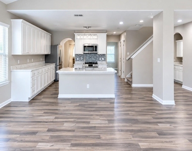 14118 Brunswick Place Drive - Photo Thumbnail 5