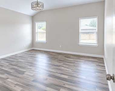 14118 Brunswick Place Drive - Photo Thumbnail 10