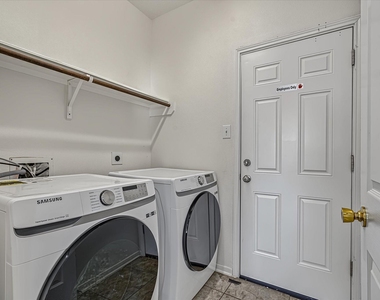 4922 Kale Garden Court - Photo Thumbnail 10