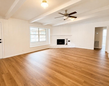 10223 Knoboak Drive - Photo Thumbnail 1