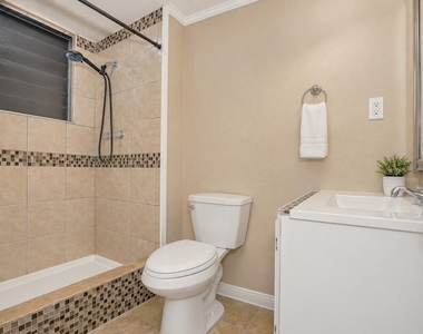 207 Smith Street - Photo Thumbnail 14