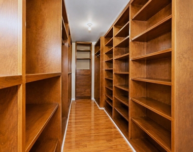 207 Smith Street - Photo Thumbnail 9