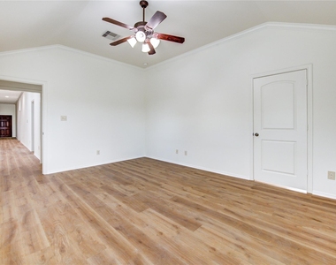 4030 Calaway Oaks Lane - Photo Thumbnail 22