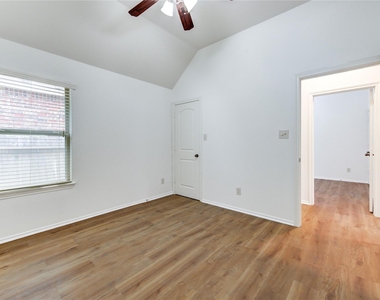 4030 Calaway Oaks Lane - Photo Thumbnail 17