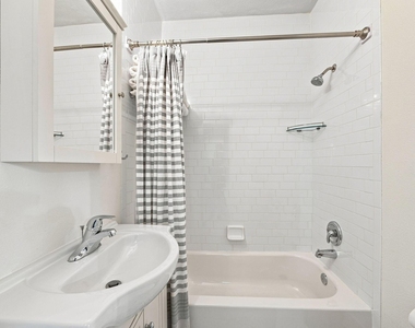 4618 Mcewen Street - Photo Thumbnail 15