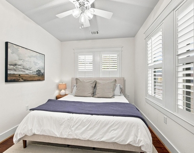 4618 Mcewen Street - Photo Thumbnail 14