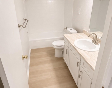 11550 Chimney Rock Road - Photo Thumbnail 10