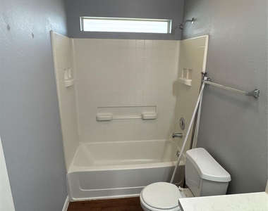 6011 Brenwood Trails Lane - Photo Thumbnail 34