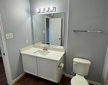 6011 Brenwood Trails Lane - Photo Thumbnail 22