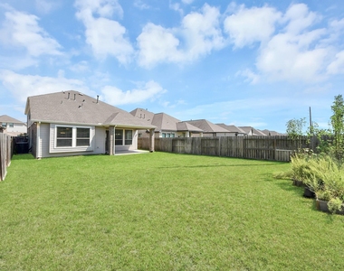 1919 Meadow Trail Drive - Photo Thumbnail 42