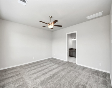 1919 Meadow Trail Drive - Photo Thumbnail 20