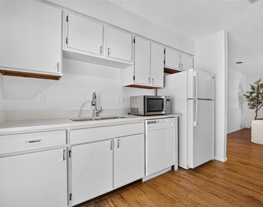 22 N Wavy Oak Circle - Photo Thumbnail 18