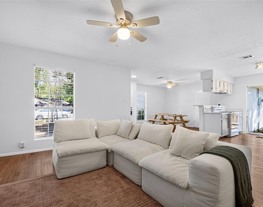 22 N Wavy Oak Circle - Photo Thumbnail 11