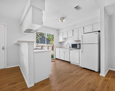 22 N Wavy Oak Circle - Photo Thumbnail 13