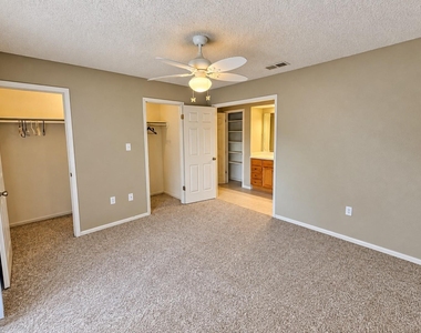 250 El Dorado Boulevard - Photo Thumbnail 8