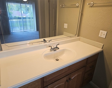 250 El Dorado Boulevard - Photo Thumbnail 9