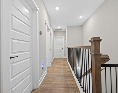 3615 Cambridge Gate Lane - Photo Thumbnail 36