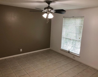 2507 Montrose Boulevard - Photo Thumbnail 10