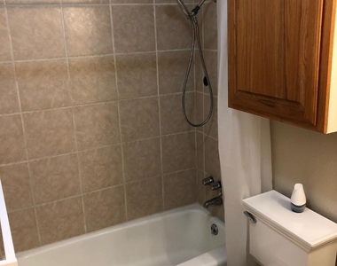 2507 Montrose Boulevard - Photo Thumbnail 16