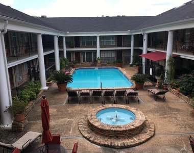 2507 Montrose Boulevard - Photo Thumbnail 3
