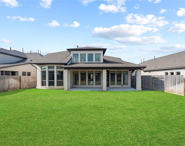 9511 Shaded Tree Drive - Photo Thumbnail 38