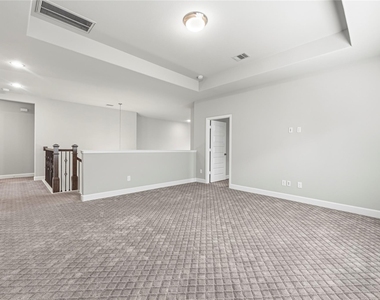 9511 Shaded Tree Drive - Photo Thumbnail 32