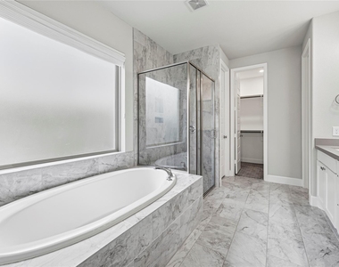 9511 Shaded Tree Drive - Photo Thumbnail 23