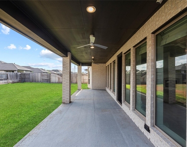 9511 Shaded Tree Drive - Photo Thumbnail 37