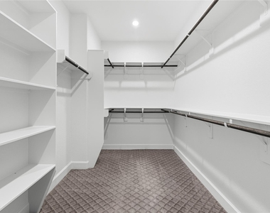 9511 Shaded Tree Drive - Photo Thumbnail 25