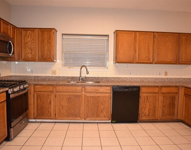 2811 Grants River Circle - Photo Thumbnail 9