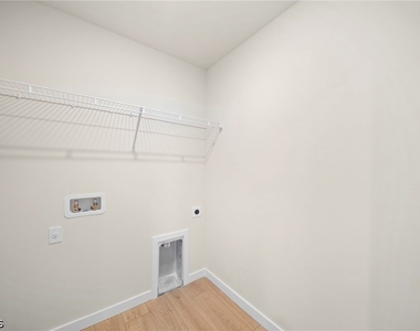 3030 Sw 15th Place - Photo Thumbnail 27