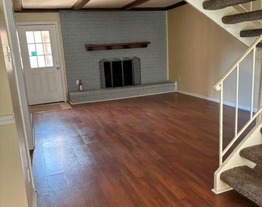 2917 Nottingham Lane - Photo Thumbnail 24