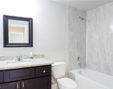 1787 Maryland Avenue - Photo Thumbnail 6