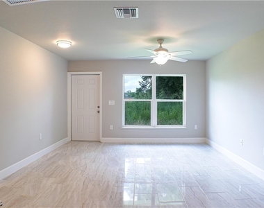 1787 Maryland Avenue - Photo Thumbnail 4