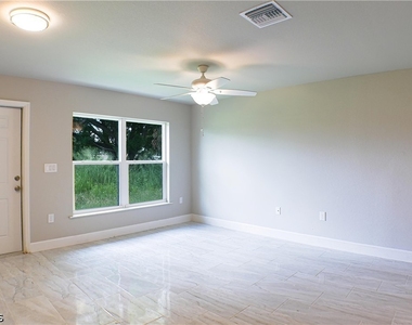 1787 Maryland Avenue - Photo Thumbnail 10