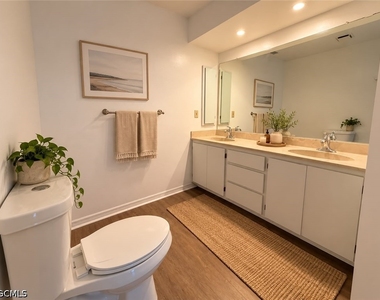 3818 Se 12th Avenue - Photo Thumbnail 17