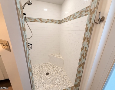3818 Se 12th Avenue - Photo Thumbnail 18