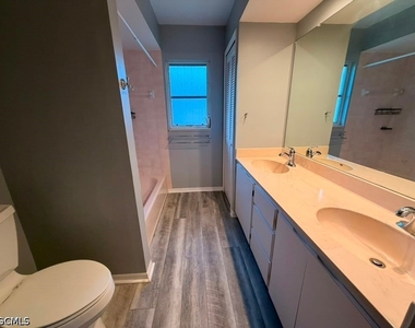 3818 Se 12th Avenue - Photo Thumbnail 24