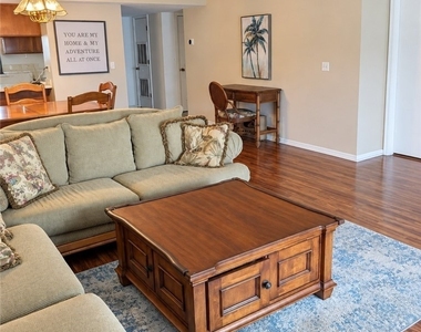 4591 Bay Beach Lane - Photo Thumbnail 8