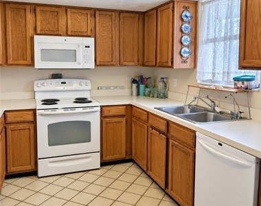 4591 Bay Beach Lane - Photo Thumbnail 3
