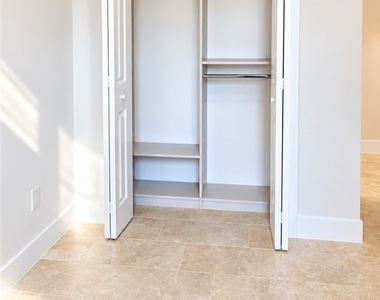 5617 10th Avenue - Photo Thumbnail 14