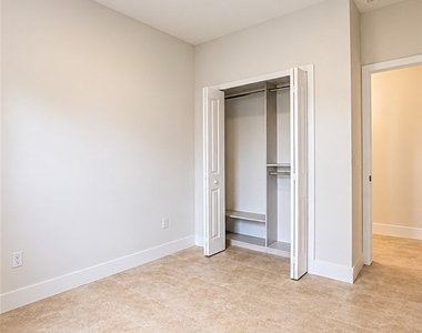 5617 10th Avenue - Photo Thumbnail 8