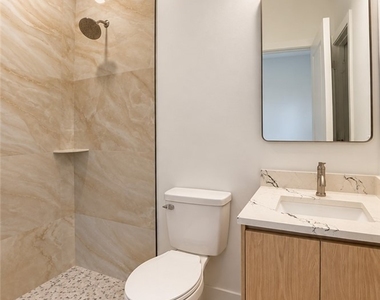 5617 10th Avenue - Photo Thumbnail 5
