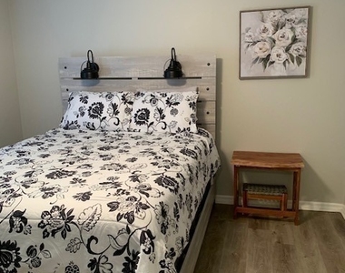 420 Ne 15th Terrace - Photo Thumbnail 17