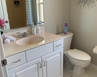 420 Ne 15th Terrace - Photo Thumbnail 24